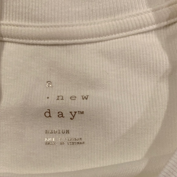 a new day Women's White Short Sleeve Tee - Picture 2 of 2